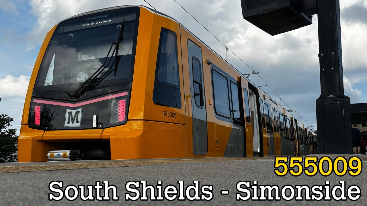 Tyne & Wear Metro | 555009 South Shields - Simonside (Door View)