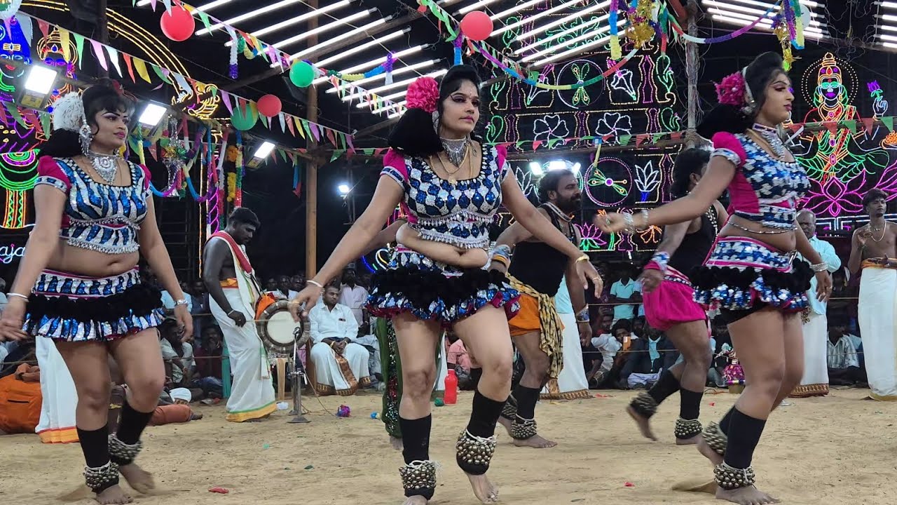 ஆழ்வார்கற்குளத்தில் நடைபெற்ற மாபெரும் போட்டி ஆட்டம் மணப்பாற மாடு கட்டி பாடல்