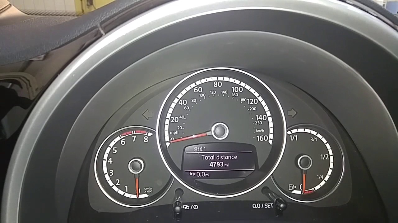 Volkswagen Beetle -  HOW TO RESET OIL AND INSPECTION KASOWANIE SERWISU
