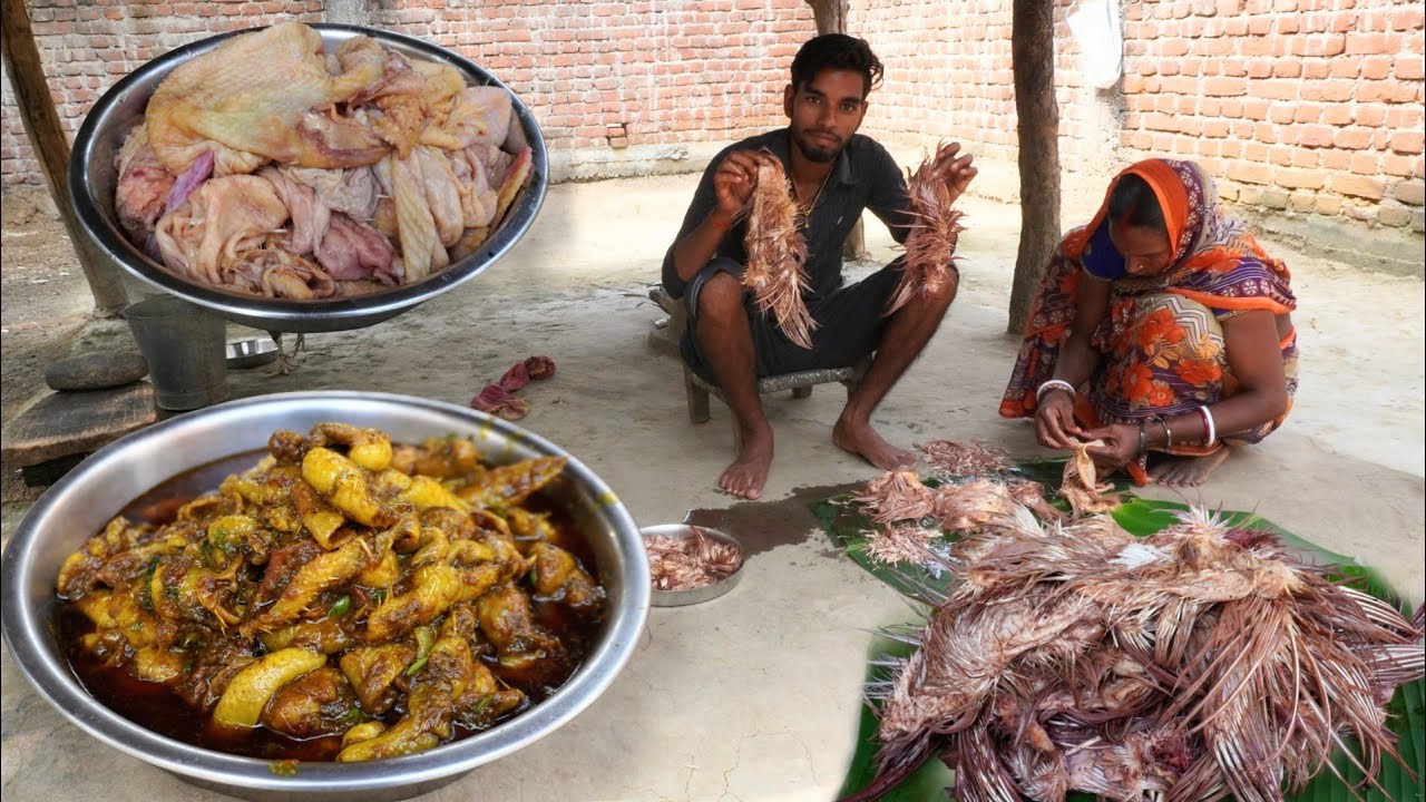 Chicken skin curry recipe village style || murgi ke chamdi saaf karne ka tarika traditional style 😋