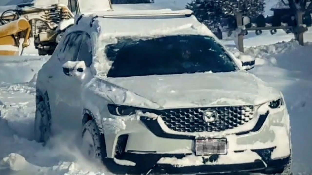 Mazda CX-50 vs Snow