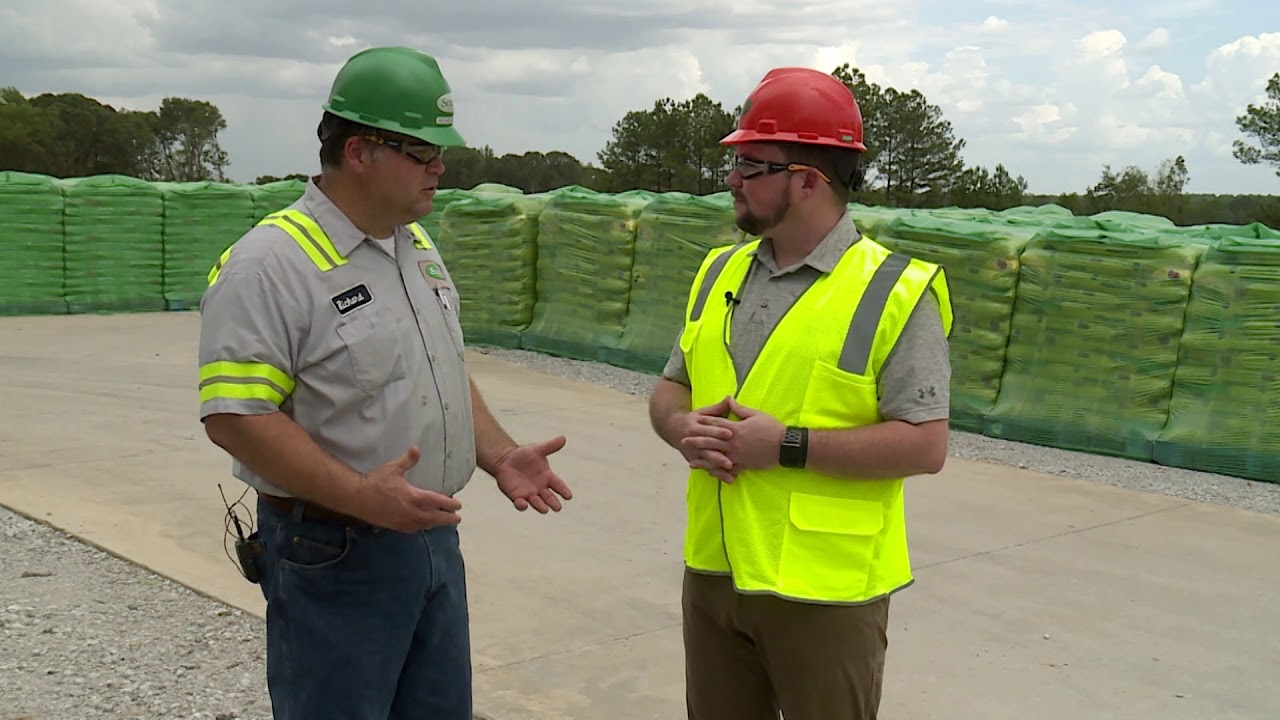 Show 523D - Scotts Soil and Mulch