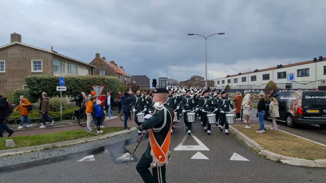 @DVSKatwijkNL DVS Katwijk Street Parade Koningsdag Katwijk 2024 dl5