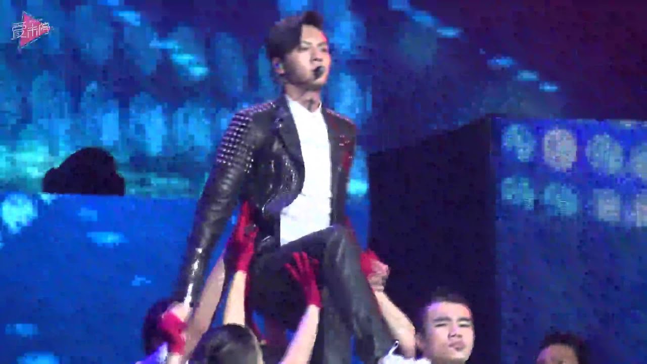 【陈伟霆】2015.12.19 上海ELLE风尚大典 Dangerous+战士+DYWD Full [Fancam]