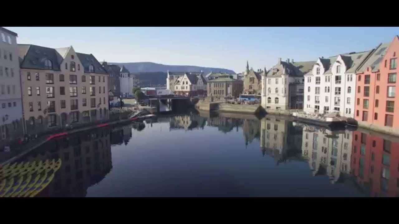 &Aring;lesund- The Art Nouveau Town