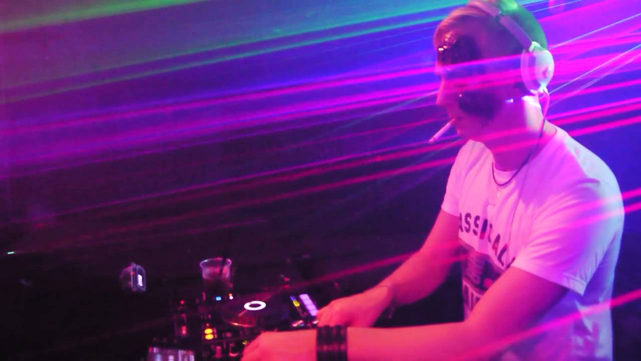 Flatliner @ Theaterfabrik Halloween Rave 2015