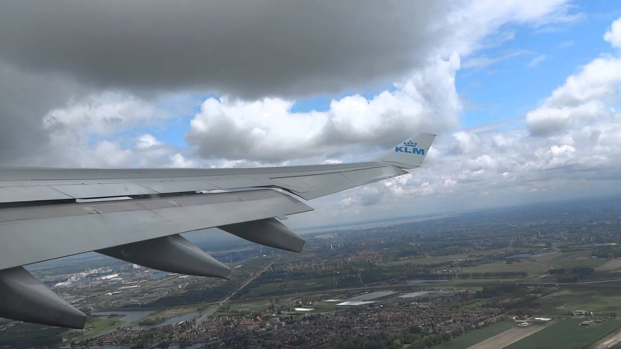 KLMA330-300 departing AMS