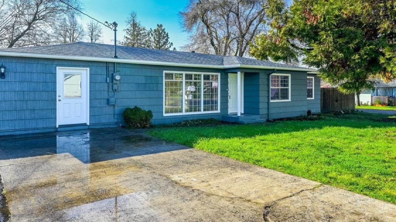 3069 W SHERWOOD Ave, Roseburg, OR Presented by Josh Glaspie.