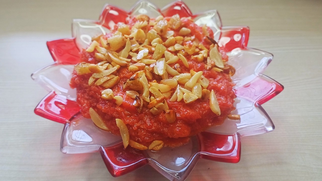GAJAR HALWA/QUICK AND EASY GAJAR HALWA/CARROT HALWA