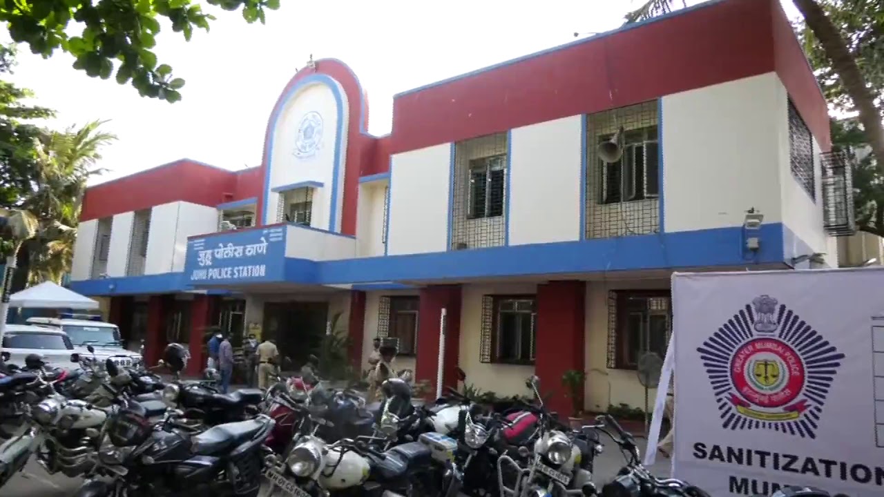 Juhu police station team March