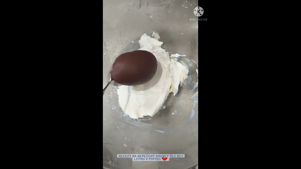 Bezlepkov&yacute; nepečen&yacute; Bounty řez. Recept jsem si upravila podle sebe 😁 #bezlepku #recept #dezert