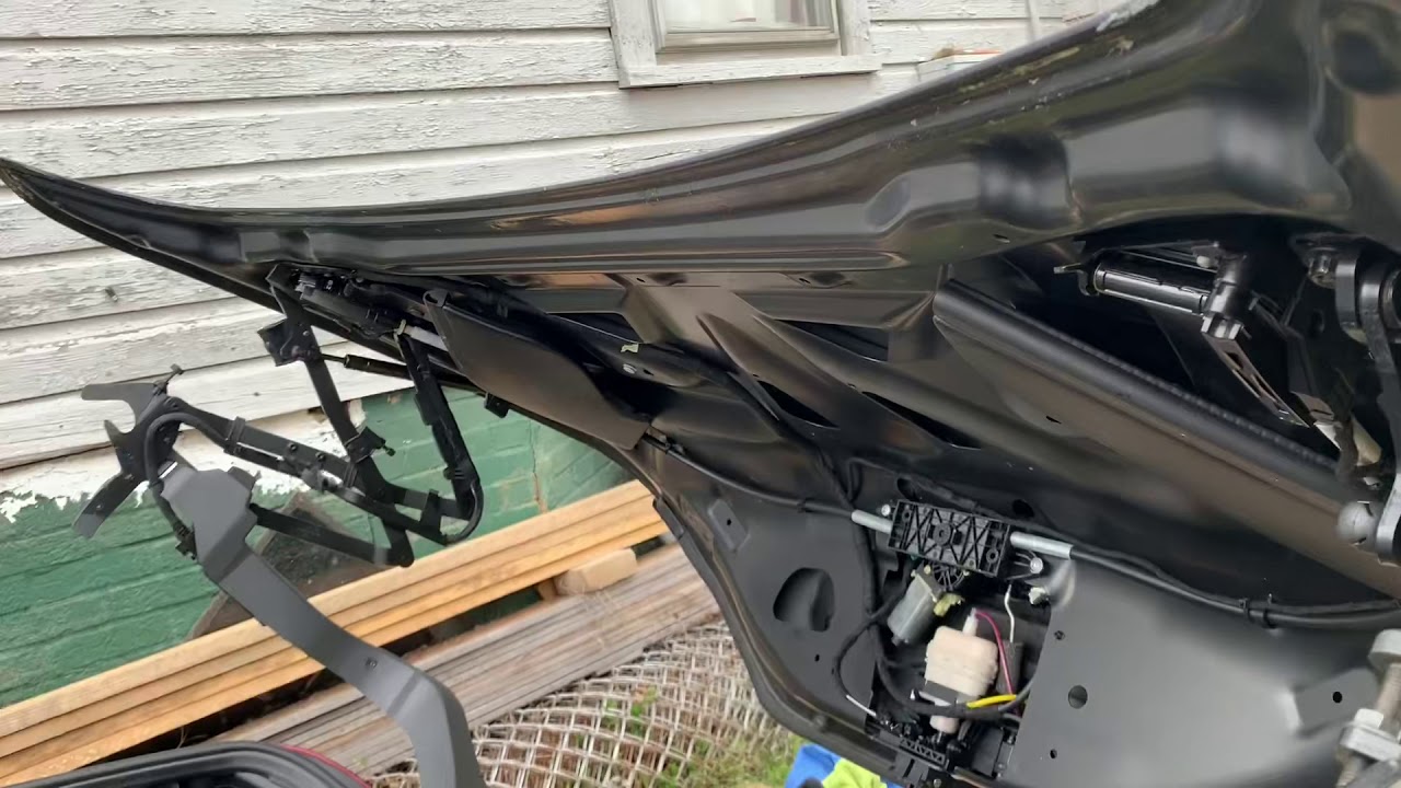 SL500 Deck lid Flaps manual operation.(no computer