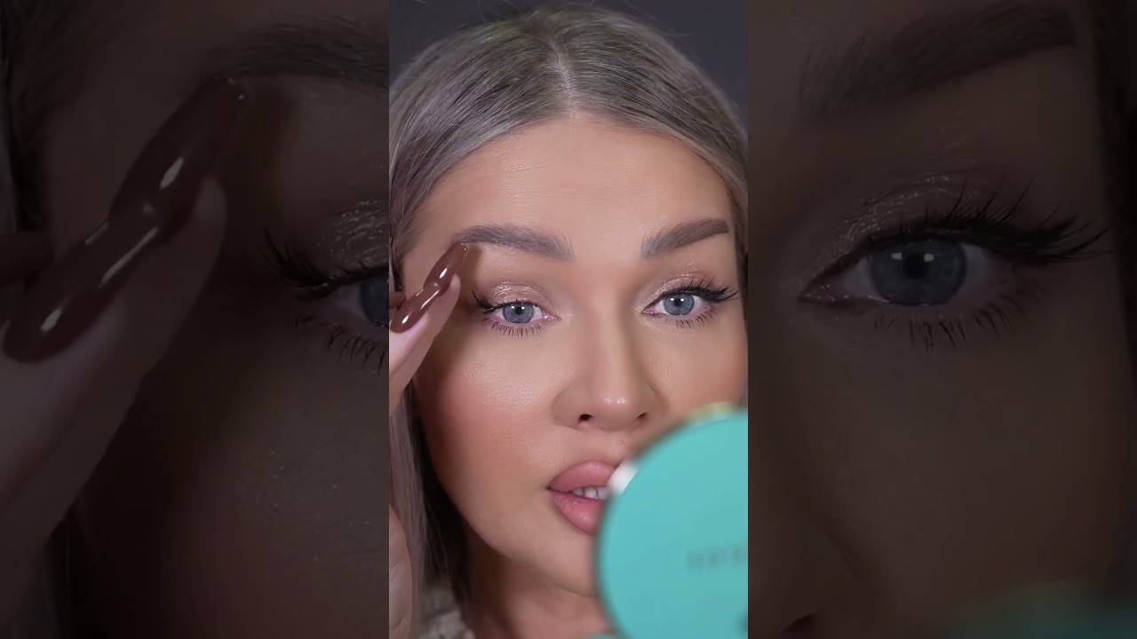 Как приклеить реснички @MakeupByEllin