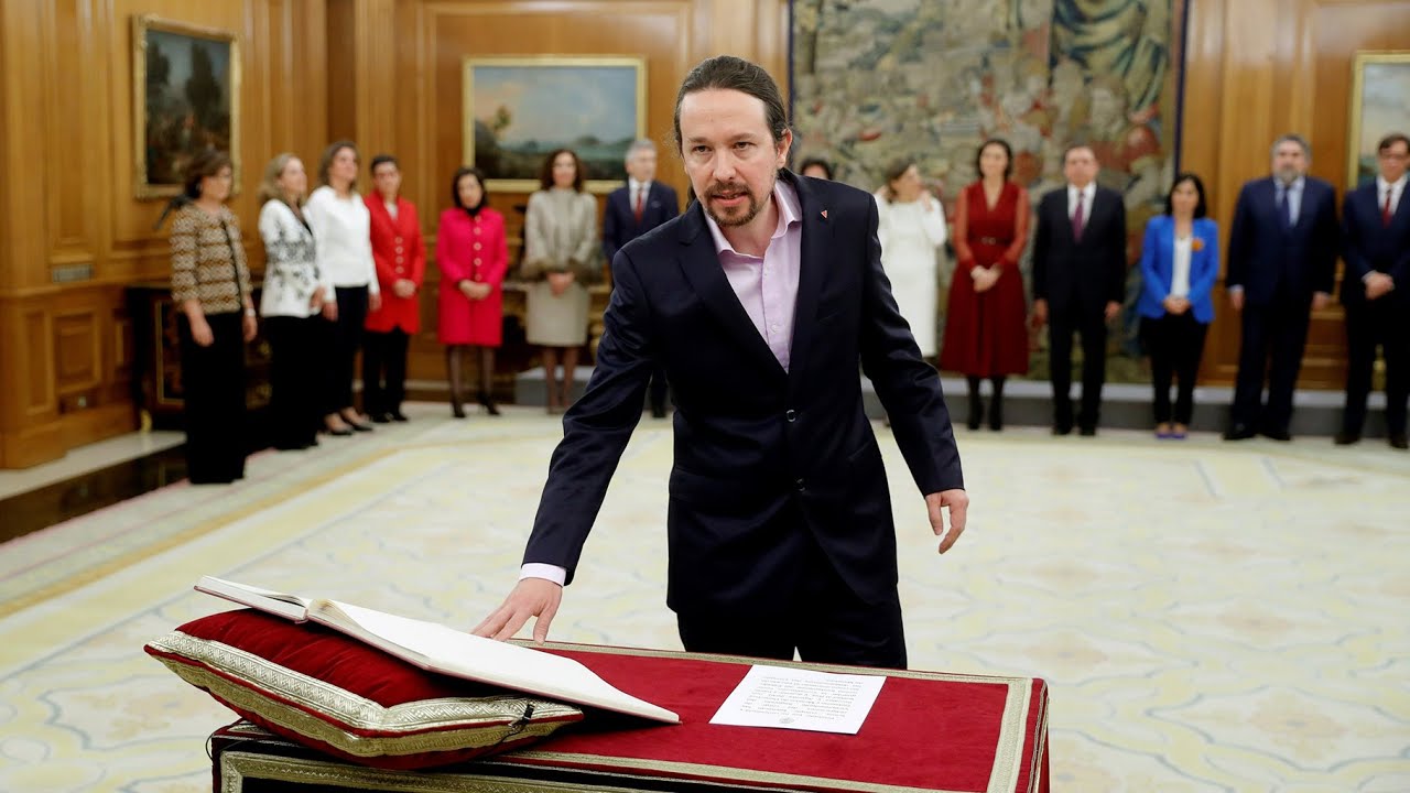Así ha sido el juramento de Pablo Iglesias ante el Rey