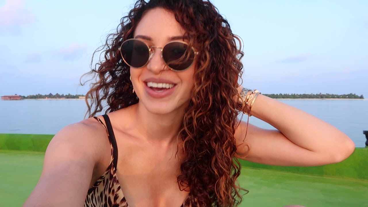 WHAT I ATE IN THE MALDIVES | Danielle Peazer