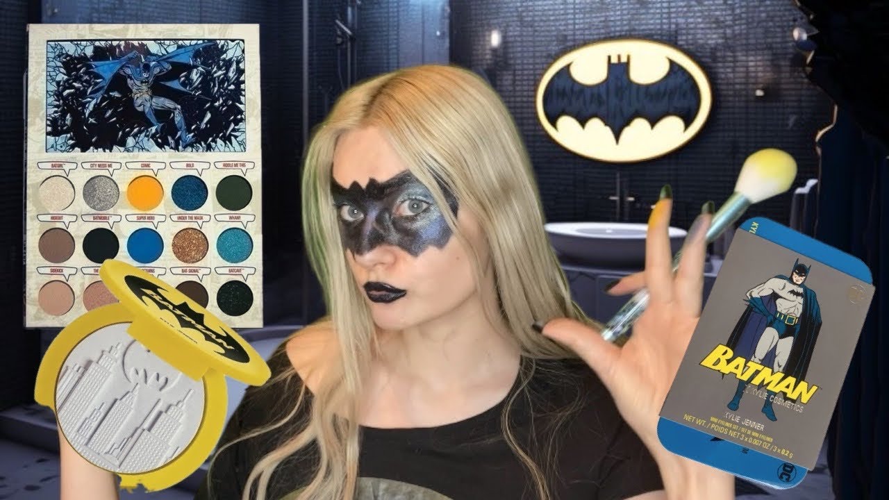 Делаю макияж Бэтгёрл на Хэллоуин! (Ролевая игра в стиле ASMR) 🦇💙💛