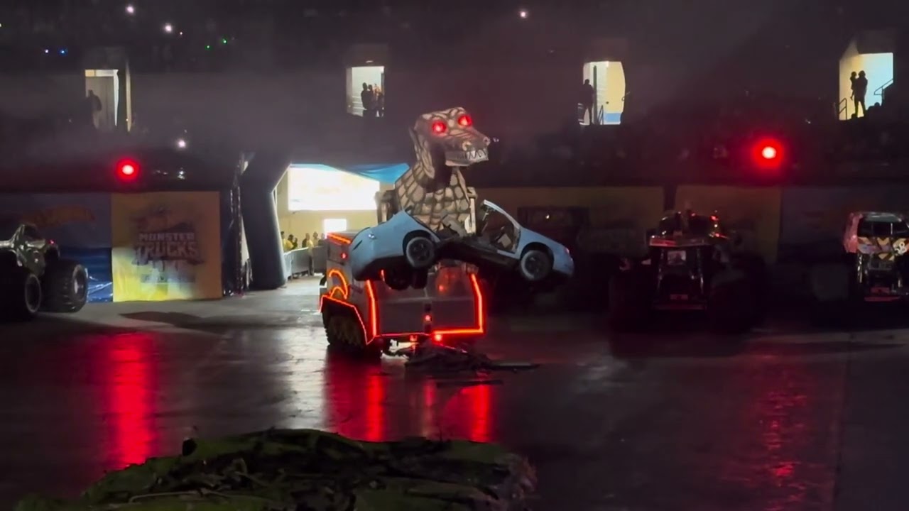 Hot Wheels Monster Truck Glow Party Megasaurus