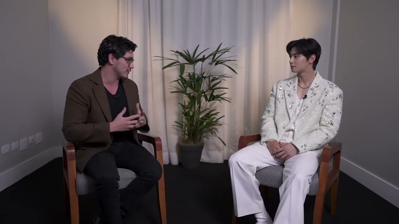 entrevista completa do Cha Eun Woo com cenas que não passaram no Fantástico Globo