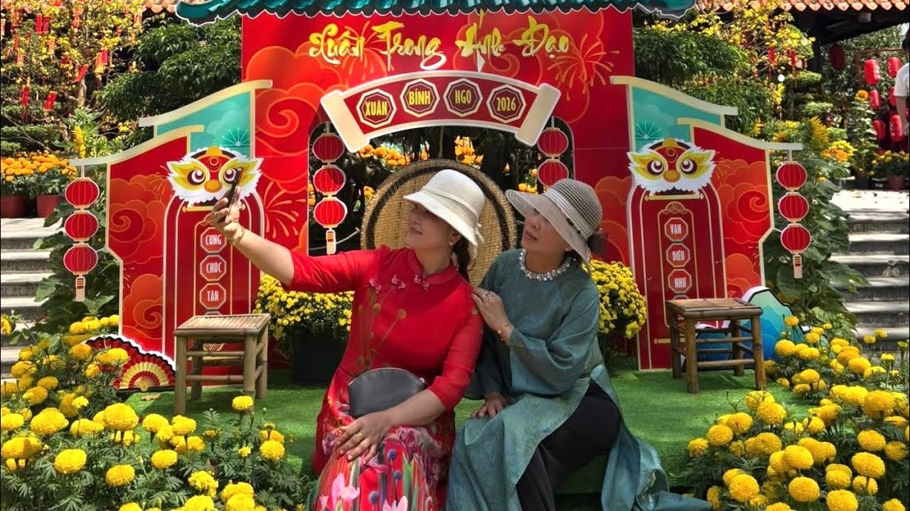 đầu năm lễ chùa 