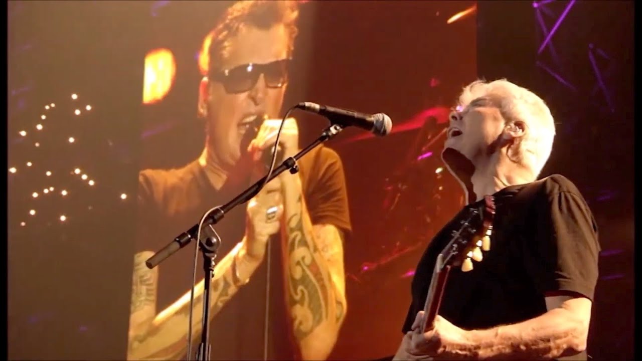 Golden Earring - She flies on strange wings live | HS-Productions.nl