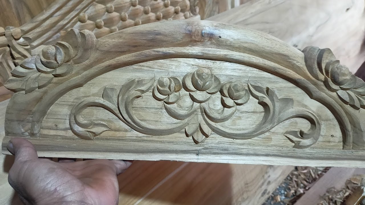 চিটাগাং সেগুন কাঠের নকশা দেখলে চোখ আটকে যাবে 😍
