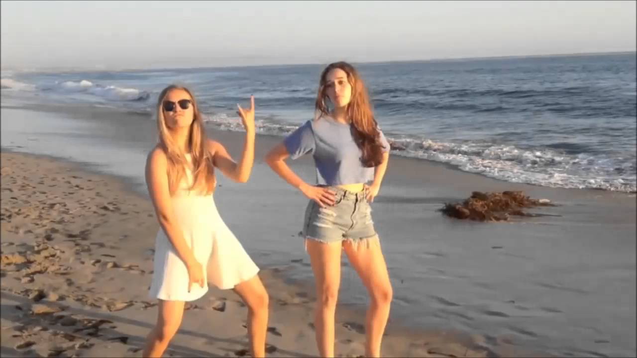 Alycia Debnam-Carey + Maia + Marny | Friendship goals