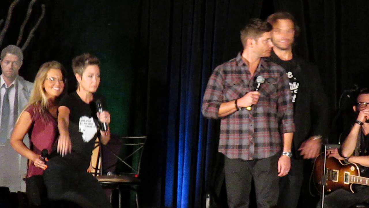 VanCon2016 J2 kick off their panel