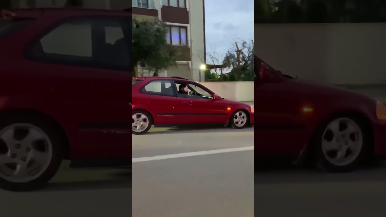 Crazy Honda Civic Doing Insane 2 Step In Town! 😮