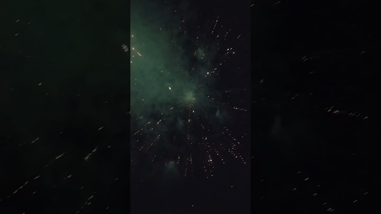 Feliz ano novo 🥰 #xp  #fogosdeartif&iacute;cio #fogos #queimadefogos