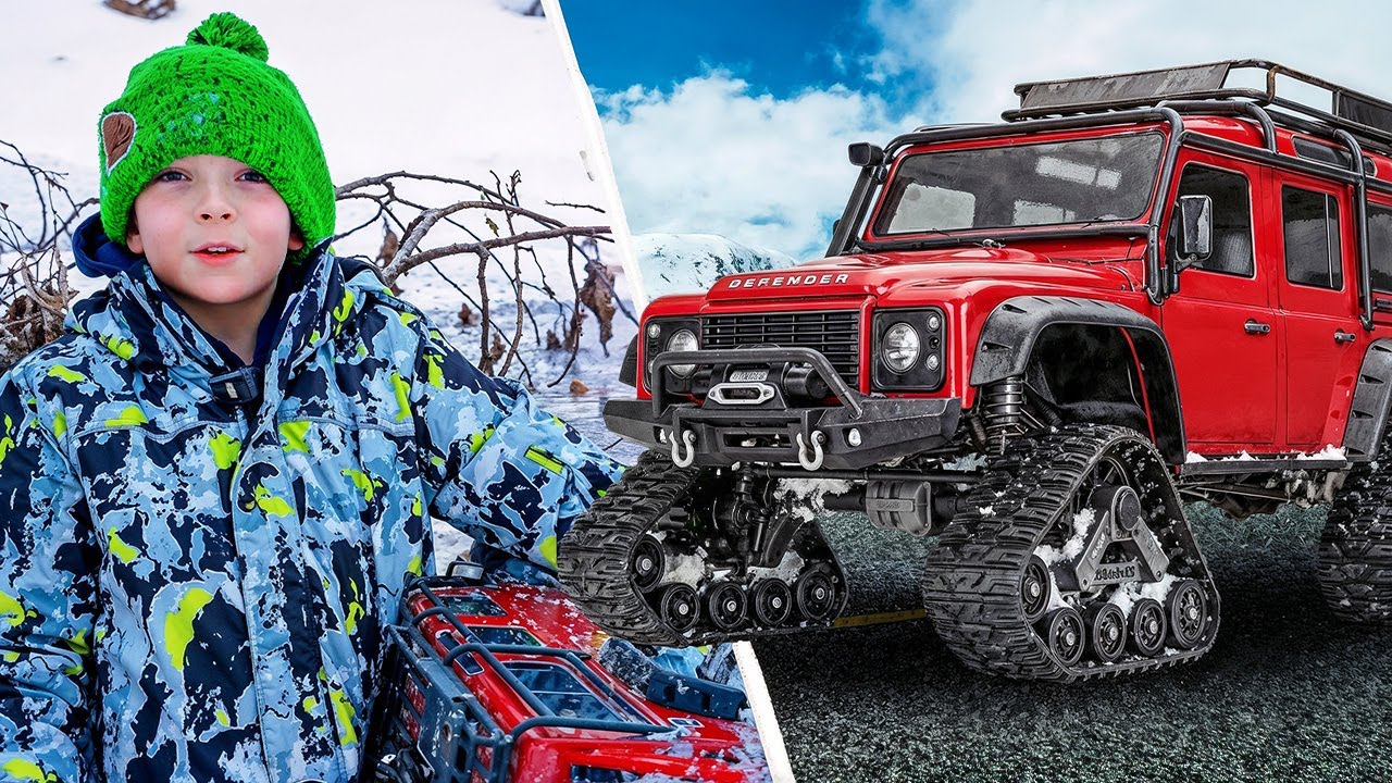Traxxas TRX4 Defender + Traxx Tracks Review &mdash; Snow & Water Test