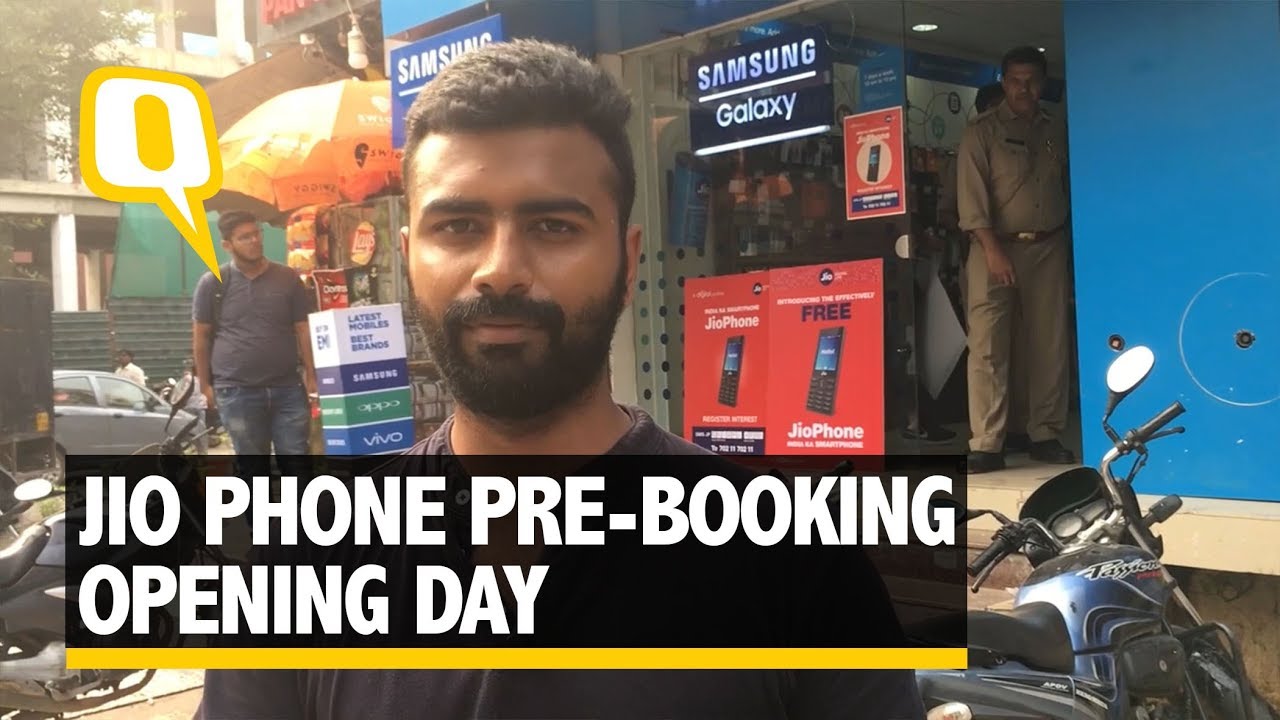 JioPhone Pre Booking Opening Day: No Crowds, No Hustle and Bustle