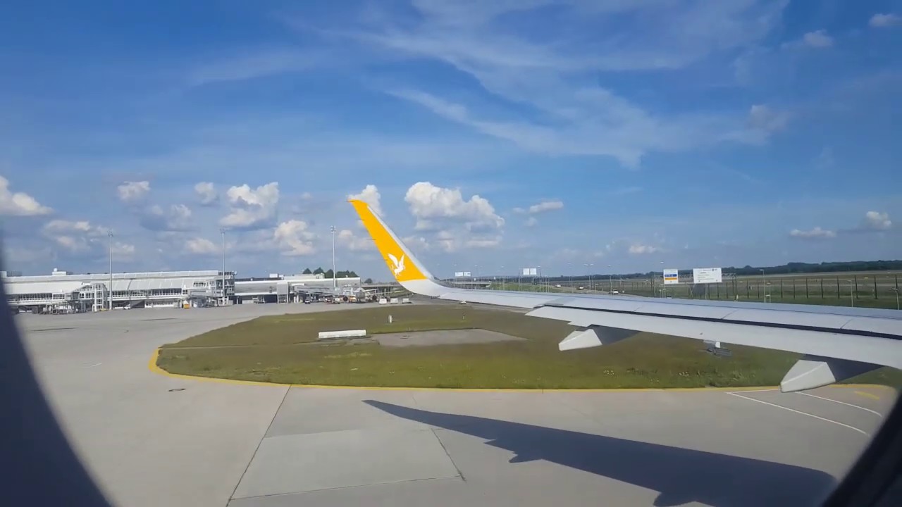 Pegasus Airlines A320neo Take-off Munich