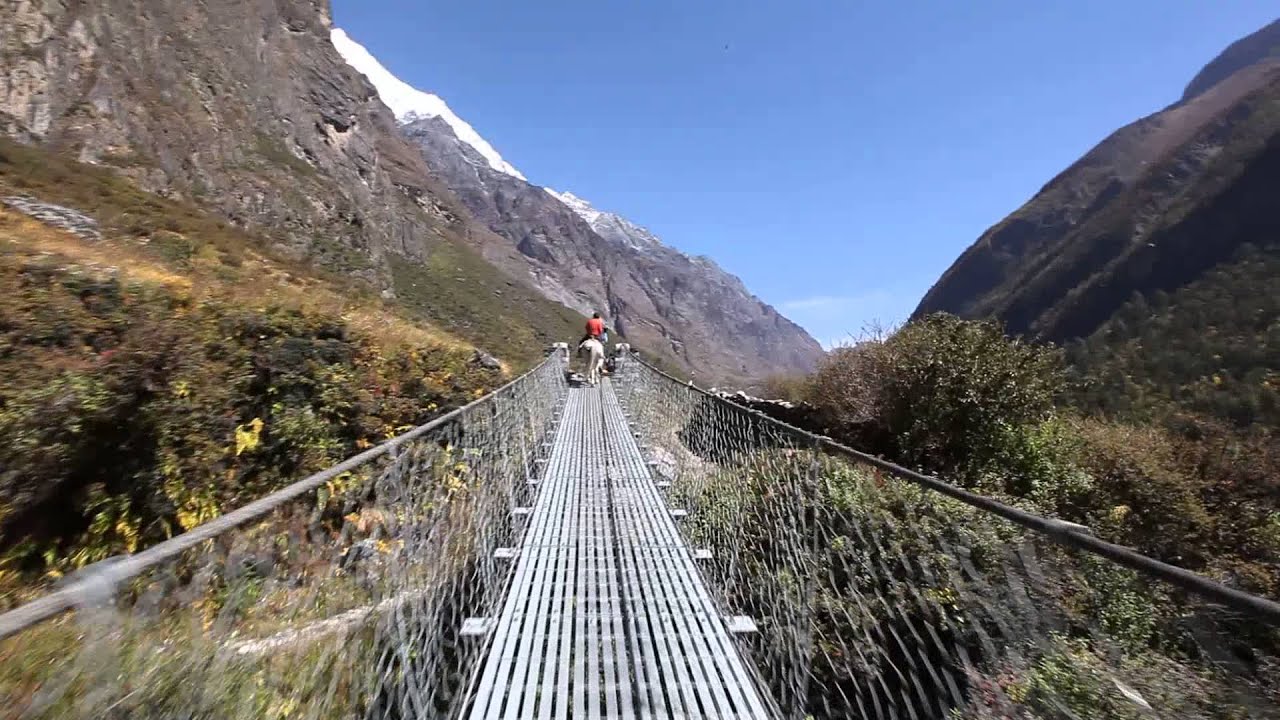 Scary bridge in Langtang National park