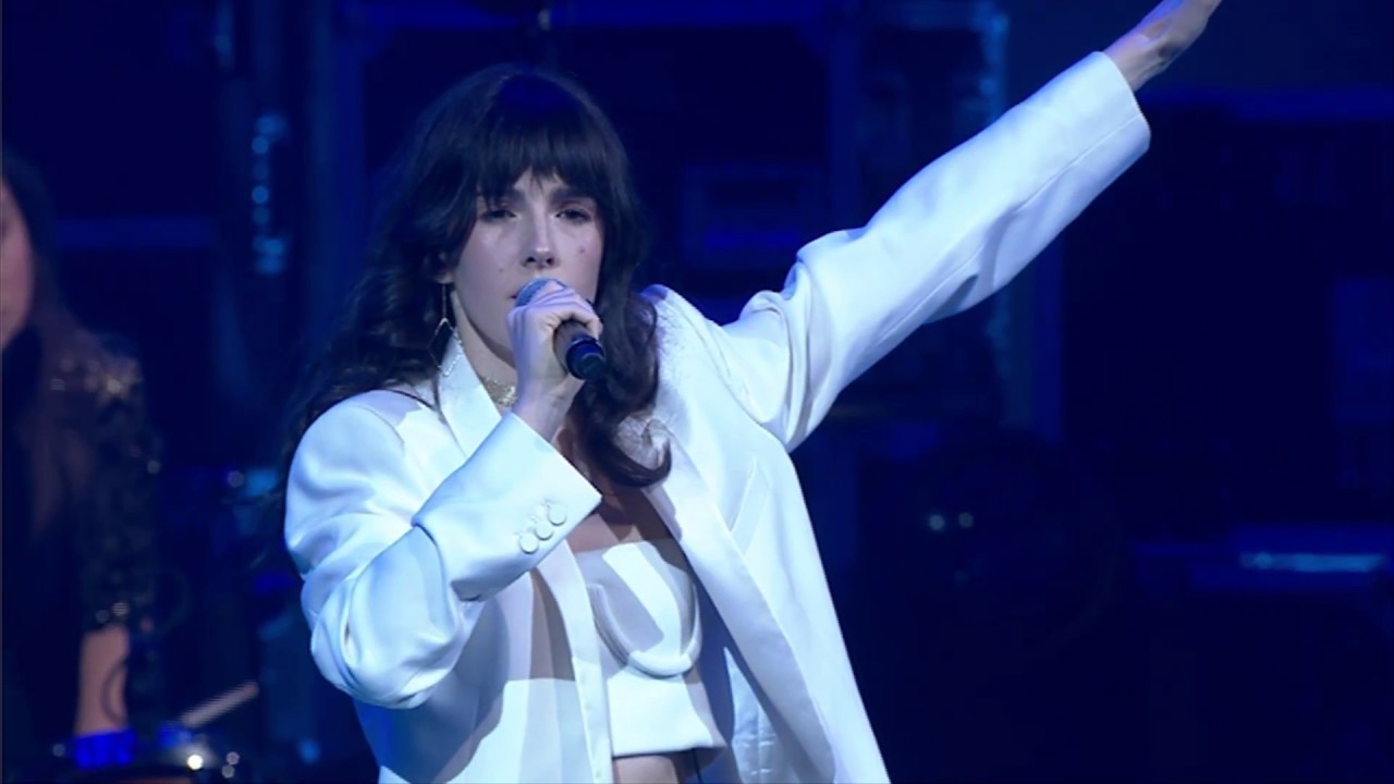 Robinson 'Nothing To Regret' live at VNZMA 18