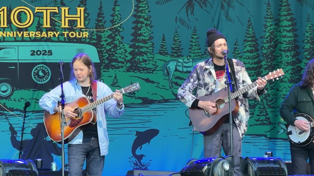 &ldquo;Blue Skies&rdquo; - Billy Strings with Micah Nelson & Mickey Raphael - 5/22/25 - Outlaw Tour  Spokane, WA