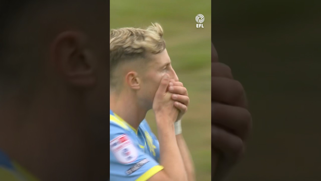 😷 The celebration after the error 💀 #efl #football