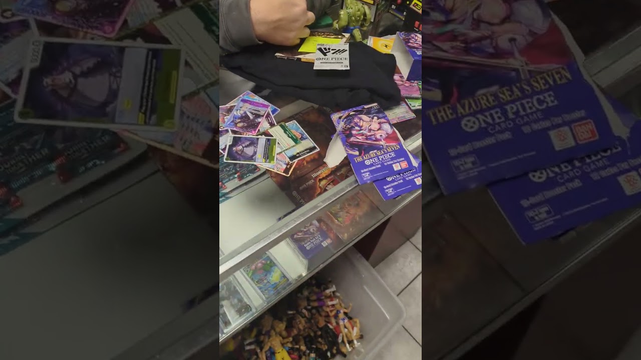 В целом, разочаровывающее открытие наборов карточек One Piece на Zonks Pop Culture World. Почти н...