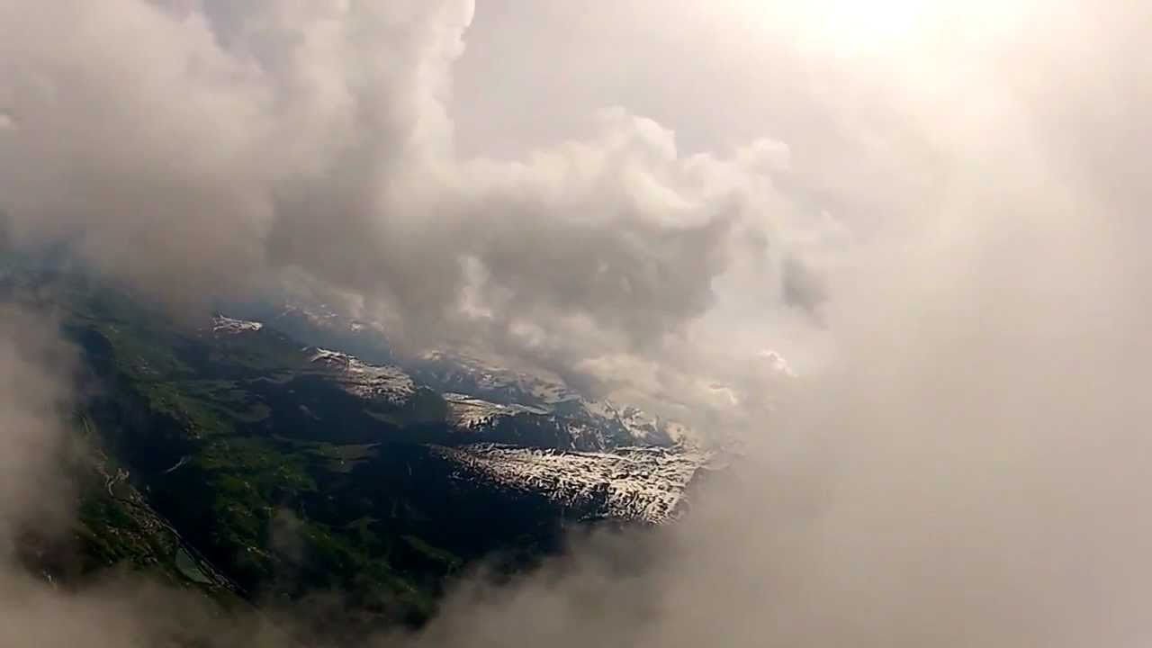 Paragliding in Switzerland