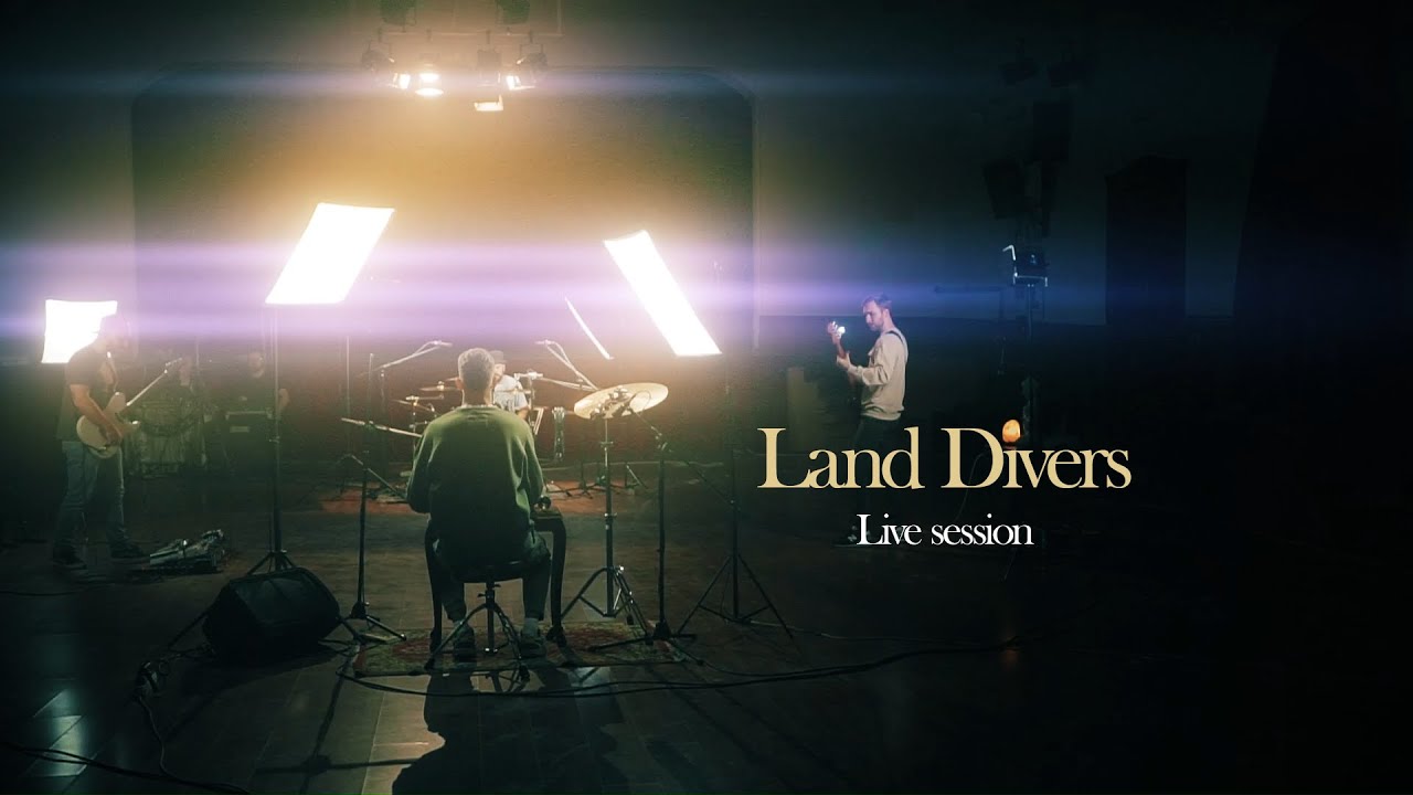 The Teacher & The Revolutioners - Land Divers live session