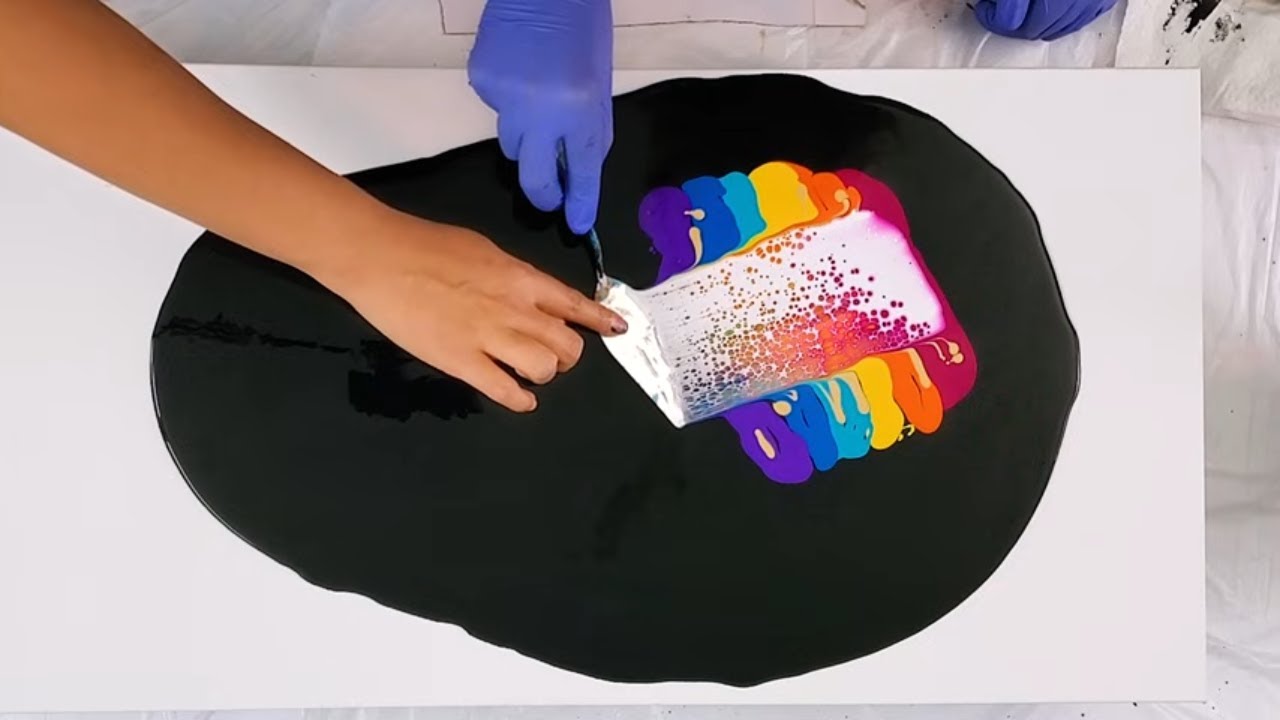 Шикарные клетки! 🤩 Техника свайпа с @Molly’s Artistry ~ Акриловая заливка | Абстрактное искусство