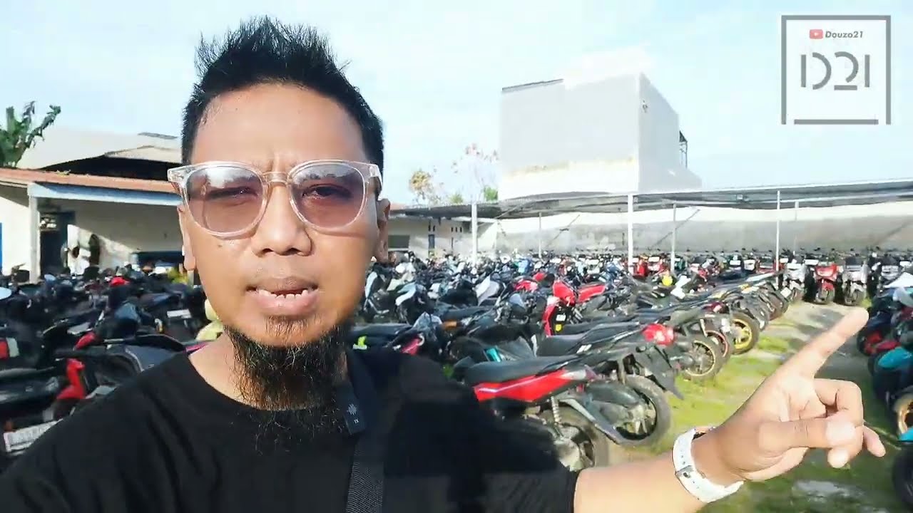 Gudang Motor Bekas! Cara Cek Unit Tarikan di Lelang Biar Dapet yang Aman & Murah!