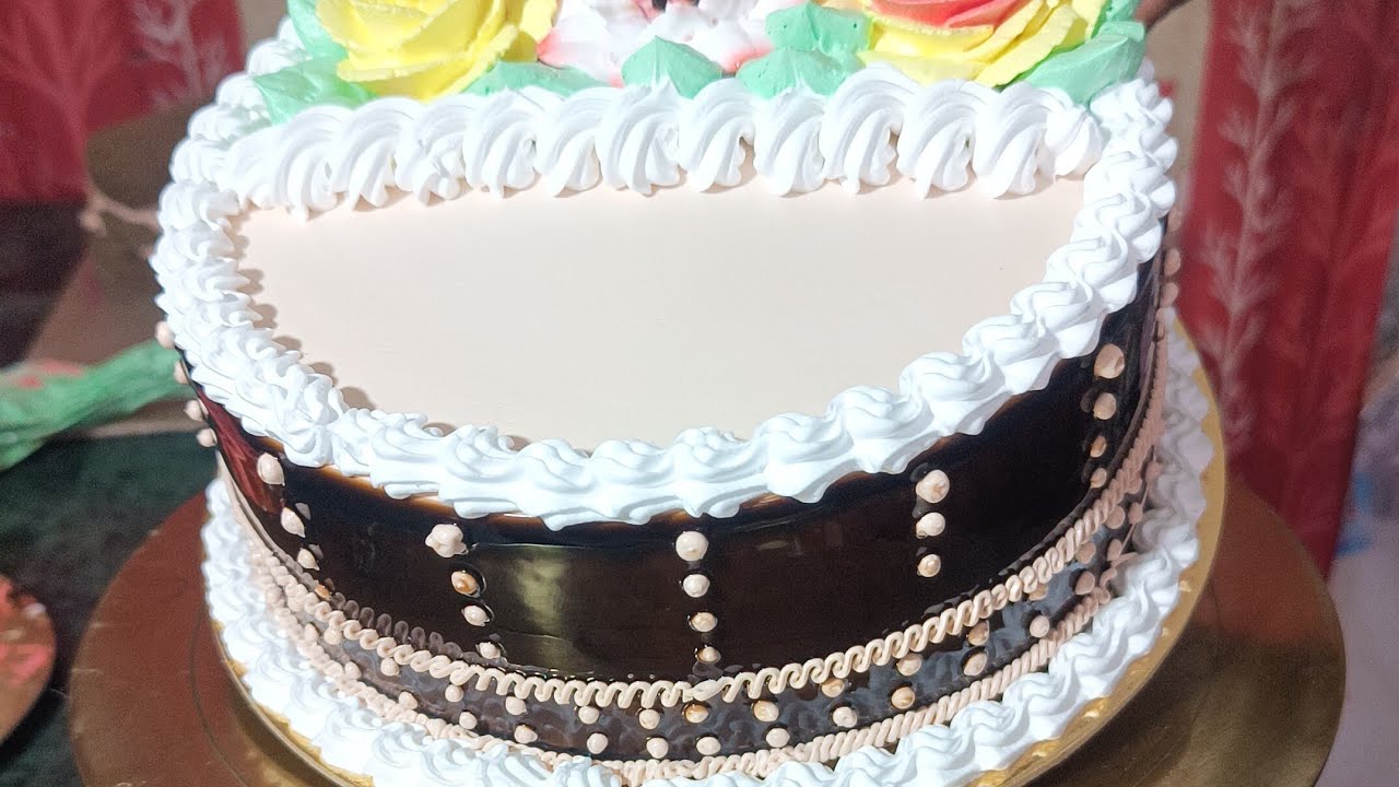Unique chocolaty cake design