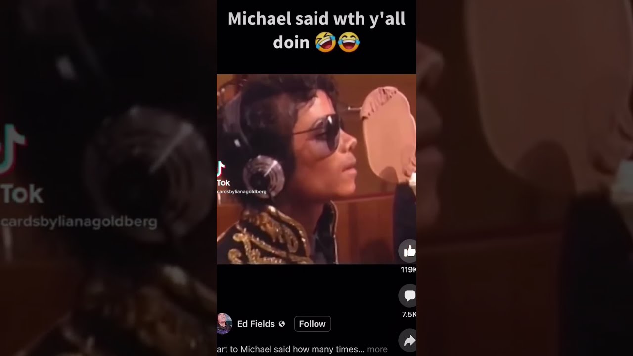 Lol 😂 singing off key ! The girl in the back holding her ears 😂😂 #shorts #funny #michaeljackson