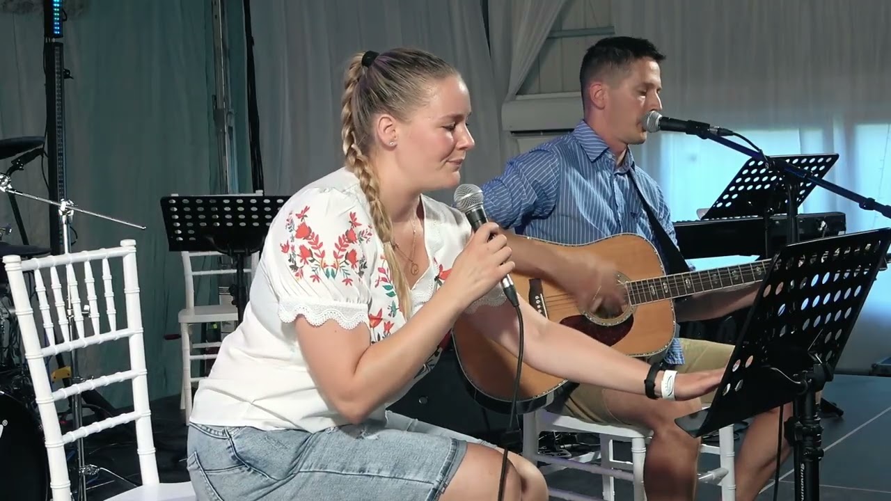 Jézus Sziget zenés dicsőítő rendezvény (részlet)