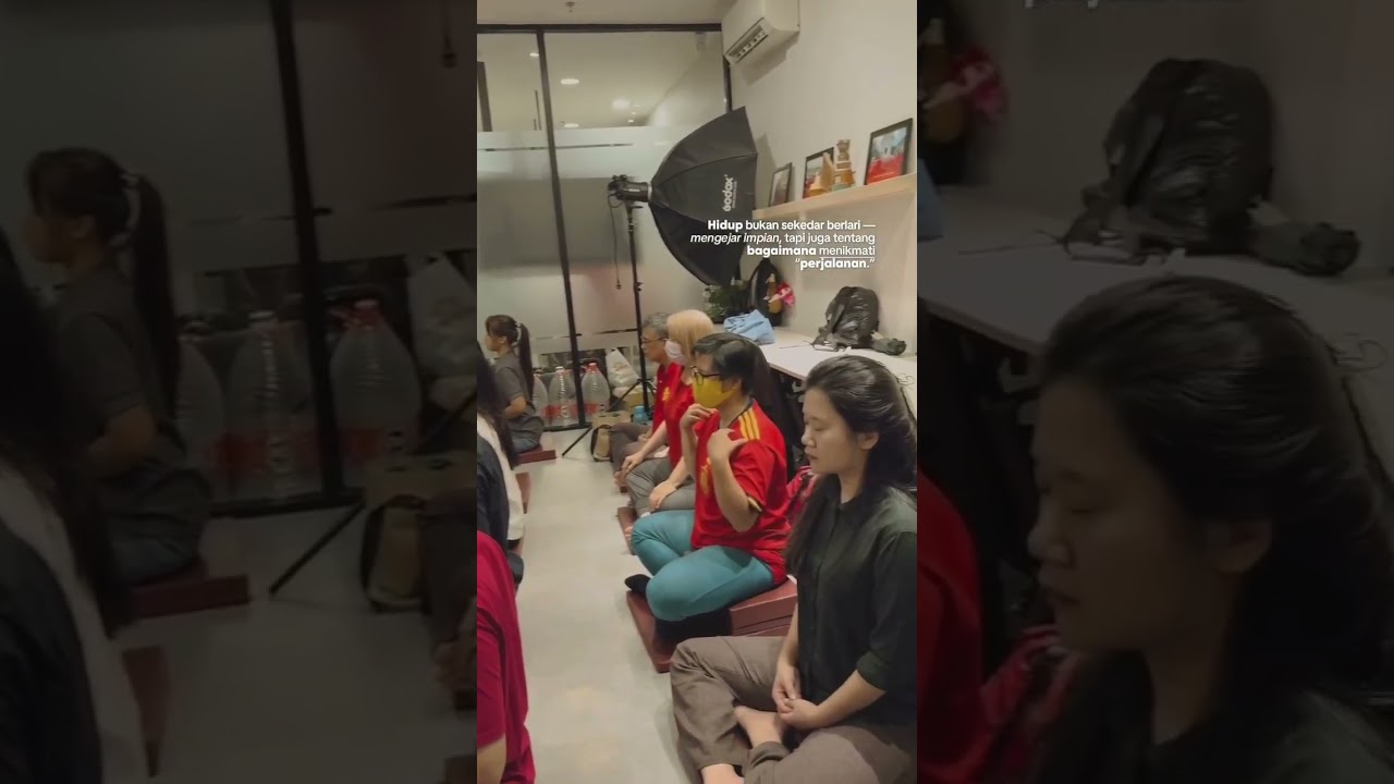 Hidup bukan sekedar berlari —mengejar impian, tapı juga tentang bagalmana menikmati 