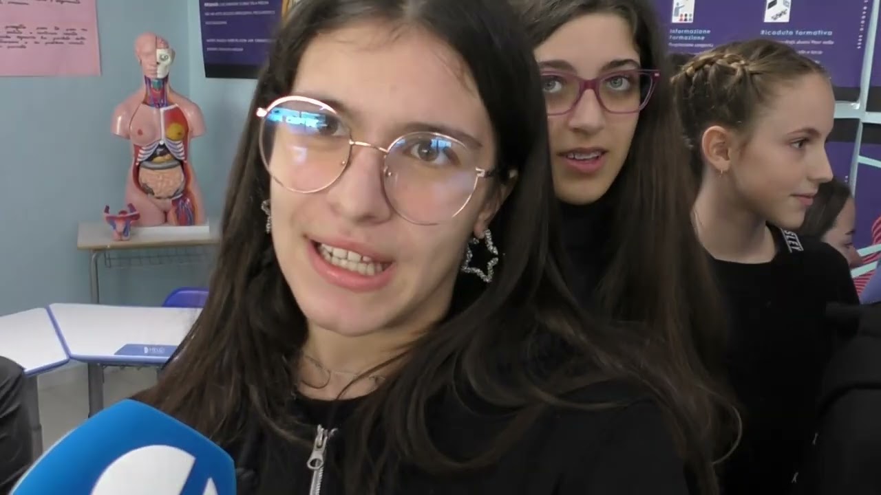 Pescara | L'aula Peer inaugurata nella scuola secondaria Virgilio