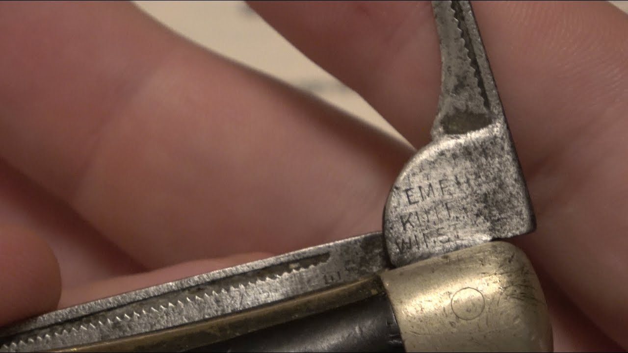 Here Is How I Find More Information About Antique Pocket Knives...The Markings Are The Key...