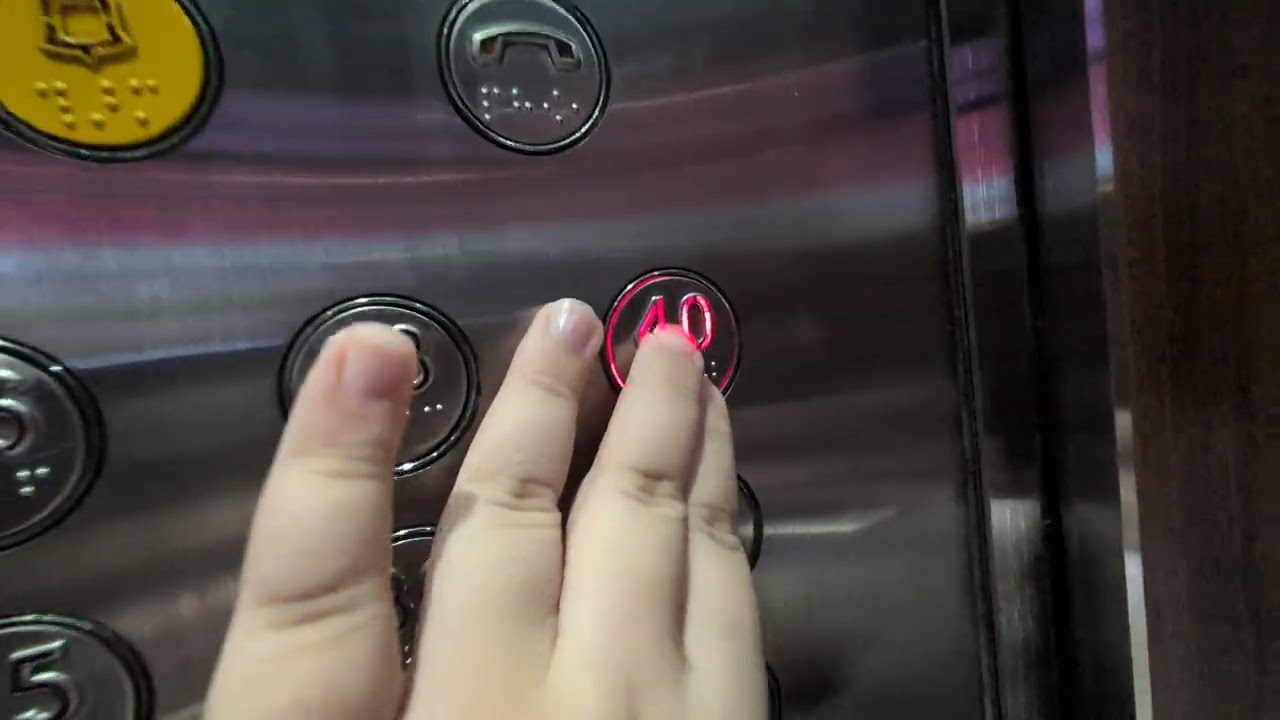 Blk 441B Clementi Fujitec Elevator 