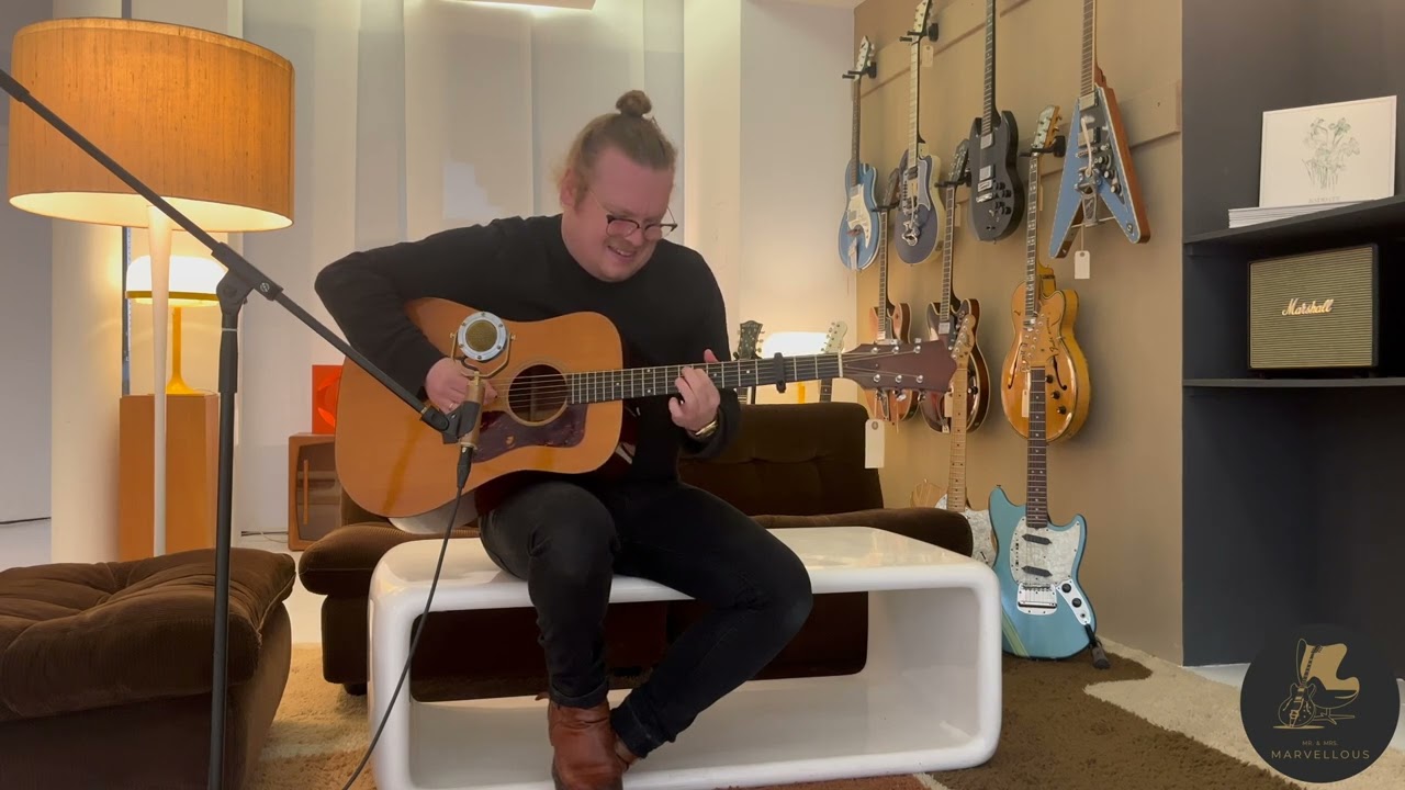 1972 Guild D35 Bluegrass - Acoustic Guitar Demo.