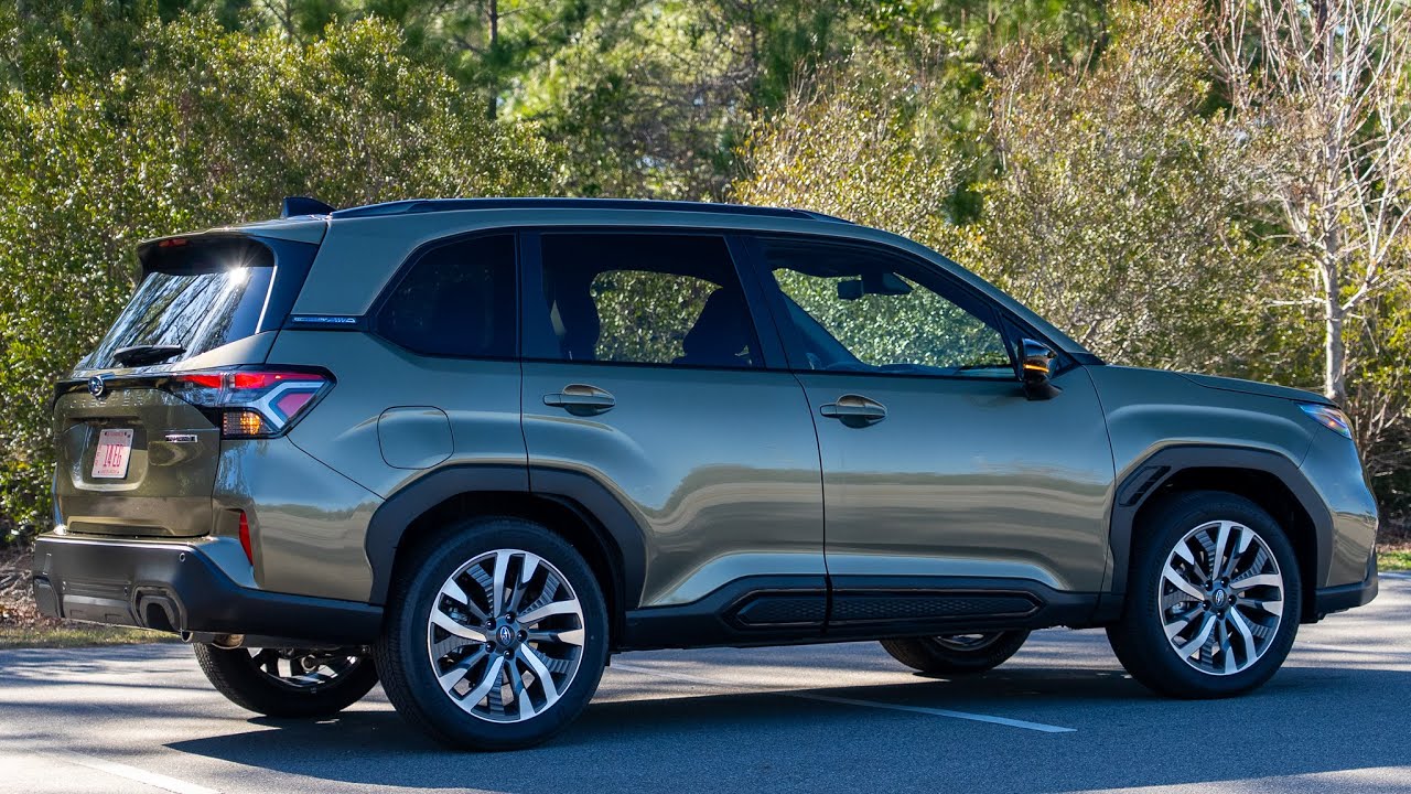 Subaru Forester Touring 2025 &ndash; Czy warto? Wnętrze, wyposażenie i wrażenia z jazdy